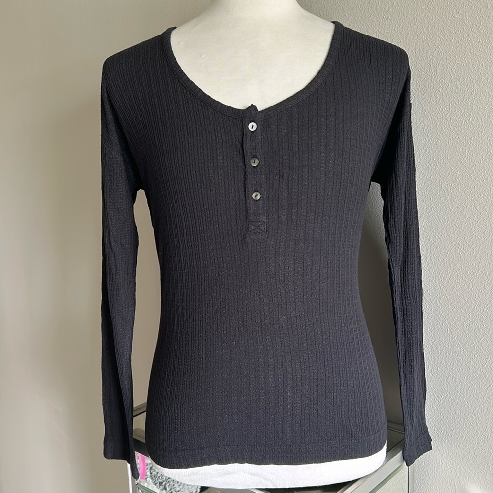 Amuse Society | Women’s Black Sadie Long Sleeve Knit Top - Size S